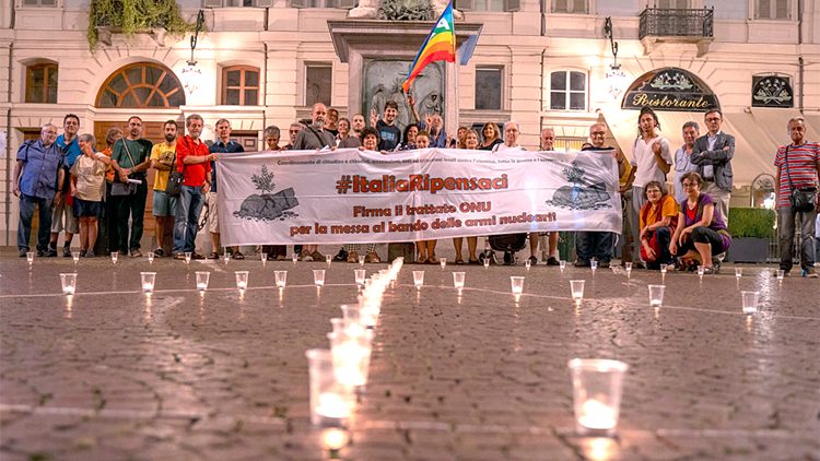 A Torino commemorazione delle vittime di Hiroshima e Nagasaki: richieste di disarmo atomico